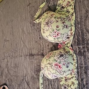 Victoria secret bra